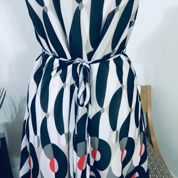 PRETTY HIGH LOW DRESS ft.MODERN PRINT BY PINKY - Picture 4 of 13